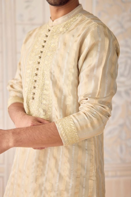 Shyam Narayan Prasad_Gray Silk, , , Embroidery Oyster Metallic Kurta Set _Online_at_Aza_Fashions
