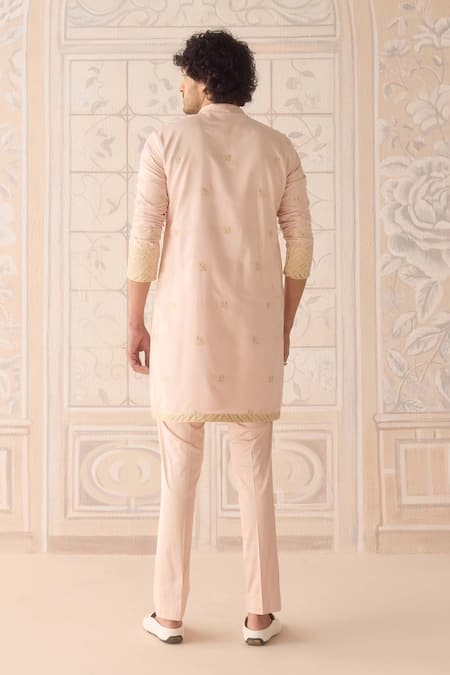 Shyam Narayan Prasad Embroidered Snow Pink Kurta Set 