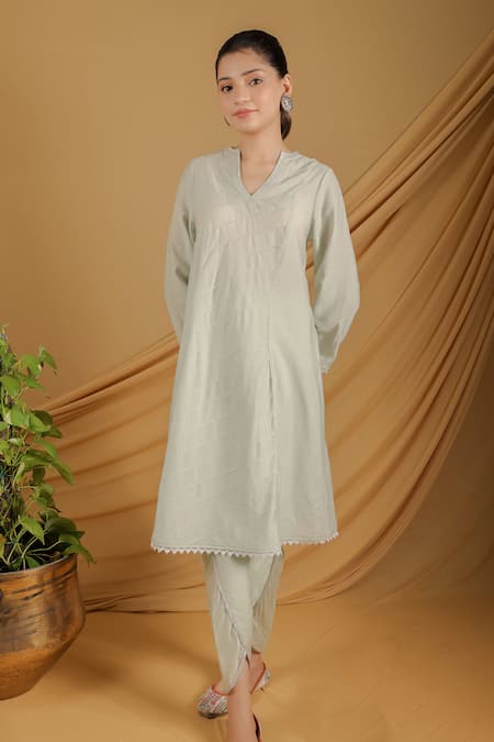 Grass & Sunshine Green Chanderi Embroidery V-neck Pastel Petal Kurta And Pant Set 