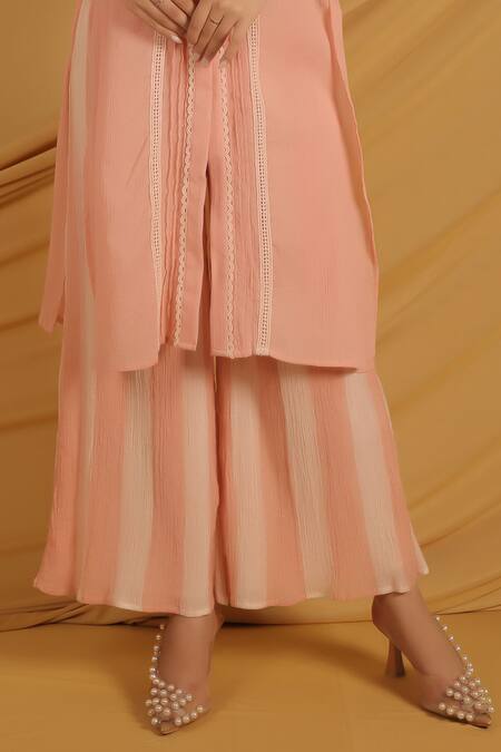 Grass & Sunshine_Peach Cotton Embroidery Collared Sleeveless Summer Kurta Set _Online_at_Aza_Fashions