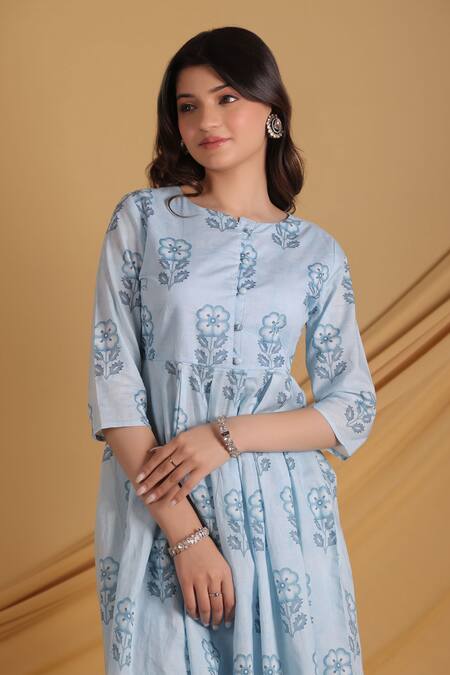 Buy_Grass & Sunshine_Blue Cotton Round Neck Dainty Floral Co-ord Set 