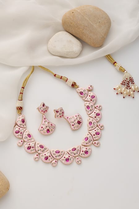 Shop Swabhimann Pink Stones Rose Gold Polki Necklace Set at Aza Fashions Shop_Swabhimann_Pink Stones Rose Gold Polki Necklace Set _at_Aza_Fashions