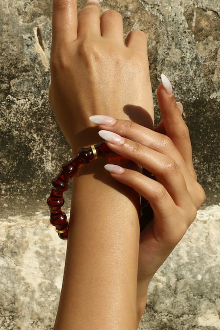 Buy_MAALICIOUS JEWELRY_Brown Sona Glass Bangle _Online_at_Aza_Fashions