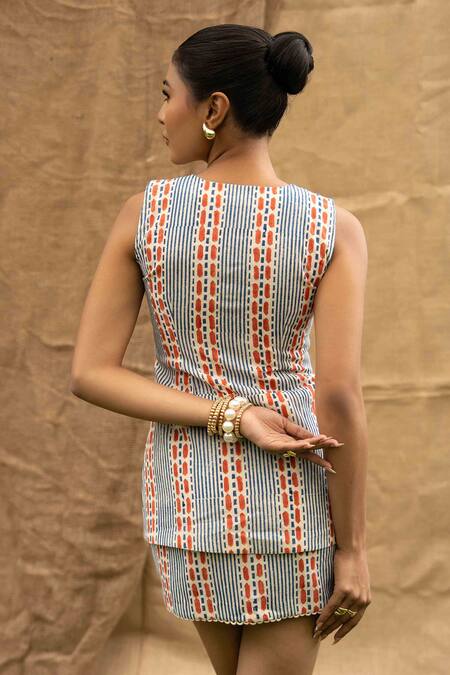 Shop Kalakaari By Sagarika Blue Cotton V-, Open Designer Eleanor Skirt Set Online at Aza Fashions Shop_Kalakaari By Sagarika_Blue Cotton V-, Open Designer Eleanor Skirt Set _Online_at_Aza_Fashions