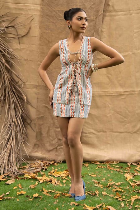 Kalakaari By Sagarika Blue Cotton V-, Open Designer Eleanor Skirt Set 
