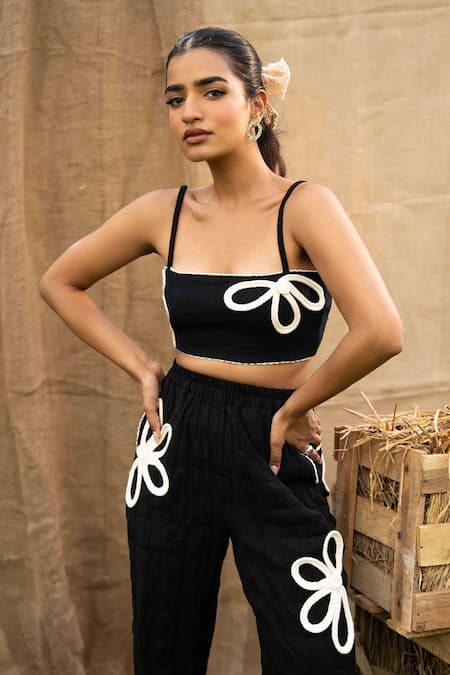 Kalakaari By Sagarika Black Cotton Embroidery Square , Open Floral Pant Set Online at Aza Fashions Kalakaari By Sagarika_Black Cotton Embroidery Square , Open Floral Pant Set _Online_at_Aza_Fashions