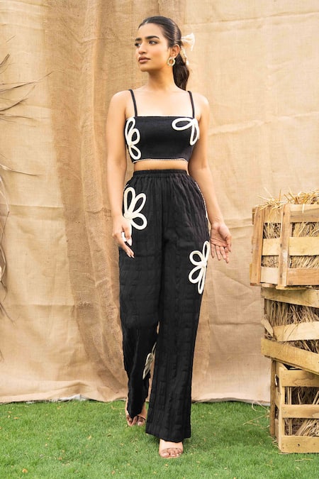 Kalakaari By Sagarika Black Cotton Embroidery Square , Open Floral Pant Set at Aza Fashions Kalakaari By Sagarika_Black Cotton Embroidery Square , Open Floral Pant Set _at_Aza_Fashions