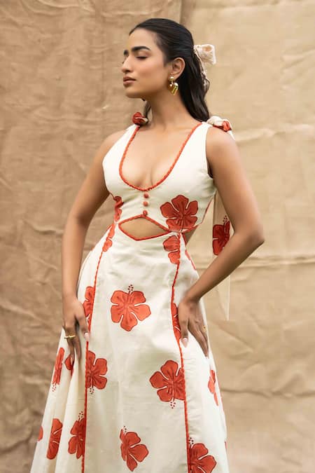 Kalakaari By Sagarika_Orange Cotton Embroidery V-neck Floral Midi Dress _at_Aza_Fashions