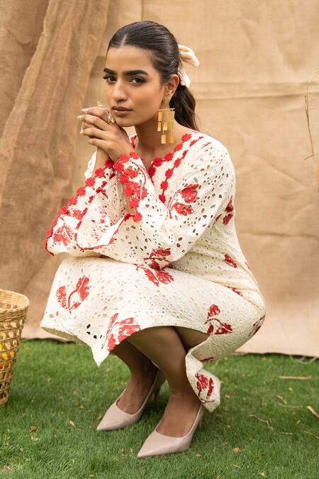Buy_Kalakaari By Sagarika_Red Cotton Embroidery V-neck Floral Midi Dress _Online_at_Aza_Fashions