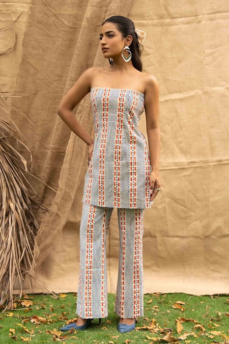 Kalakaari By Sagarika Multi Color Cotton Open Neck Designer Striped Top And Pant Set 