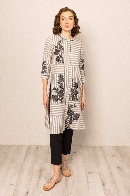 RANNA GILL Gray Linen Embroidery Round Neck Grey Stripe Asteria Tunic Online at Aza Fashions RANNA GILL_Gray Linen Embroidery Round Neck Grey Stripe Asteria Tunic_Online_at_Aza_Fashions