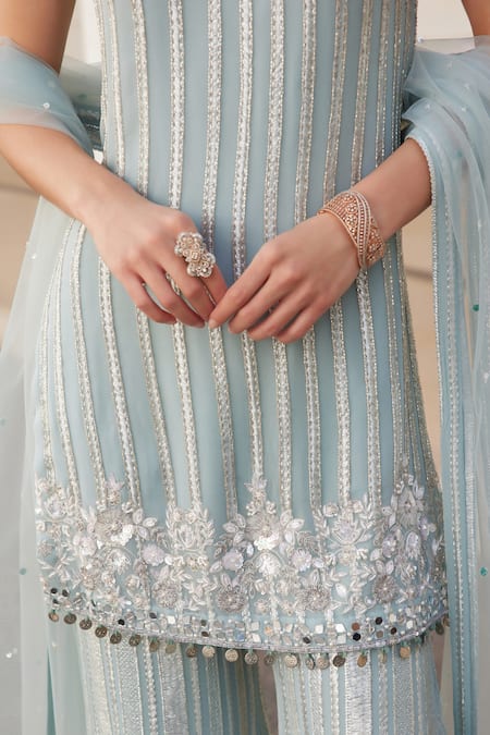 Buy_Label Sanya Gulati_Blue Georgette Mirrors, Zari Round Neck Powder Embellished Kurta Set 