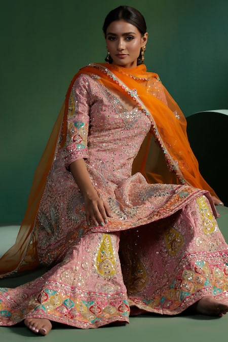 Two Sisters By Gyans_Pink Silk Sequins, Embroidery V-neck Kurta Set_at_Aza_Fashions