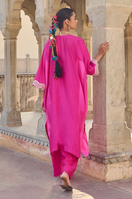 Shop Vinita Bhansali Pink Silk, Cotton Embroidery Split V-neck Gulaabo Kaftan Set at Aza Fashions Shop_Vinita Bhansali_Pink Silk, Cotton Embroidery Split V-neck Gulaabo Kaftan Set _at_Aza_Fashions