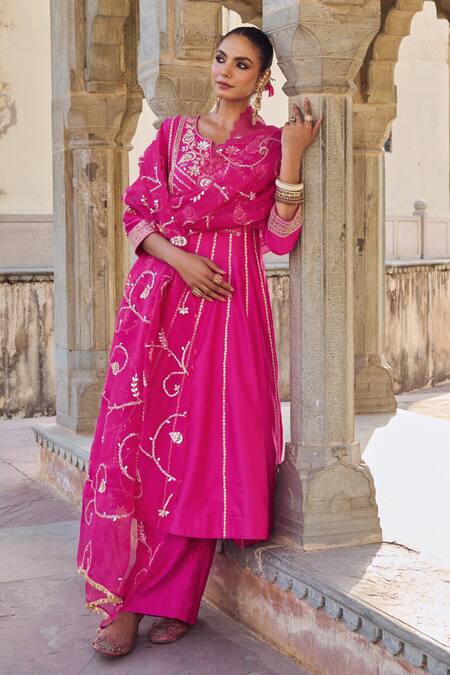 Shop Vinita Bhansali Pink , Organza Embroidery Round Neck Gulbaag Anarkali Set Online at Aza Fashions Shop_Vinita Bhansali_Pink , Organza Embroidery Round Neck Gulbaag Anarkali Set _Online_at_Aza_Fashions