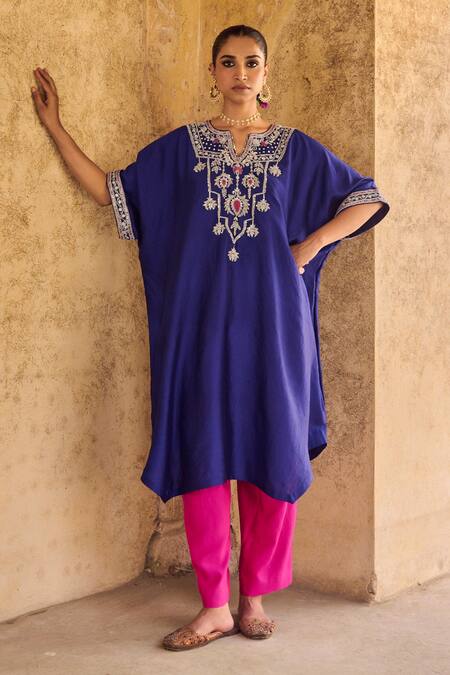 Shop_Vinita Bhansali_Blue Silk Embroidery Round Neck Morni Kaftan Set _Online_at_Aza_Fashions