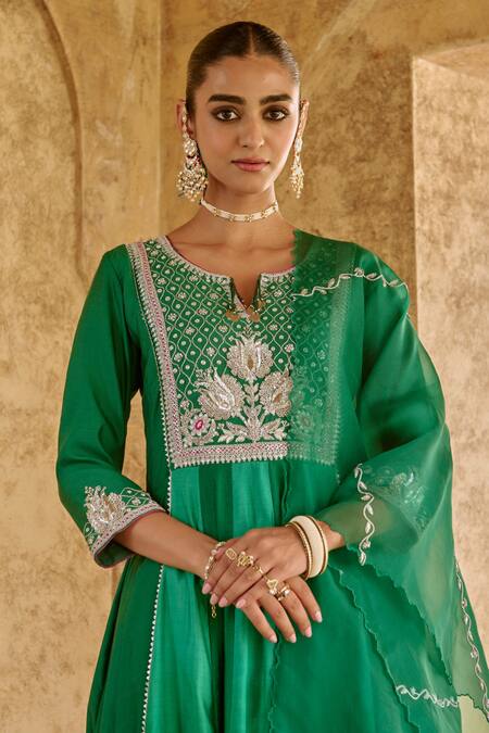 Buy_Vinita Bhansali_Green , Organza Embroidery Round Neck Anarkali Set With Dupatta _Online_at_Aza_Fashions