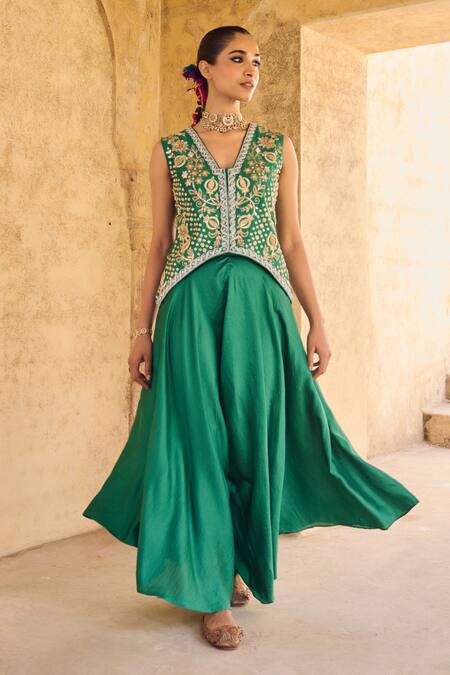 Buy Vinita Bhansali Green Silk Embroidery V-neck Vanhi Waist Coat Set Online at Aza Fashions Buy_Vinita Bhansali_Green Silk Embroidery V-neck Vanhi Waist Coat Set _Online_at_Aza_Fashions