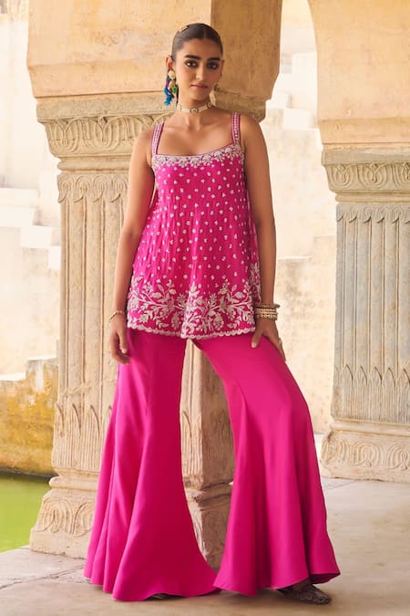 Vinita Bhansali Pink Silk Embroidery Square Neck Gulaban Co-ord Set In 