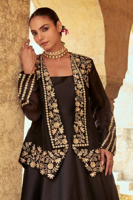 Shop Vinita Bhansali Black , Organza Embroidery Square , Round Jacket Set Online at Aza Fashions Shop_Vinita Bhansali_Black , Organza Embroidery Square , Round Jacket Set _Online_at_Aza_Fashions