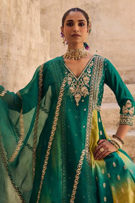 Shop Vinita Bhansali Green , Organza Sequins, Zari, Embroidery V-neck Maharani Anarkali Set Online at Aza Fashions Shop_Vinita Bhansali_Green , Organza Sequins, Zari, Embroidery V-neck Maharani Anarkali Set _Online_at_Aza_Fashions