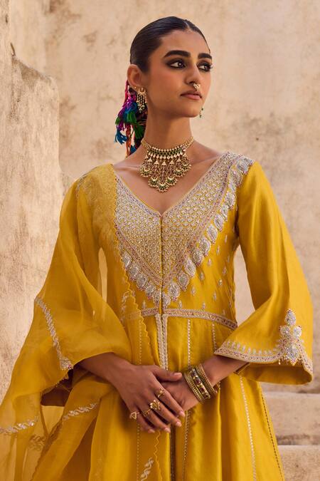Buy Vinita Bhansali Yellow , Organza Embroidery V-neck Noorani Anarkali Set Online at Aza Fashions Buy_Vinita Bhansali_Yellow , Organza Embroidery V-neck Noorani Anarkali Set _Online_at_Aza_Fashions