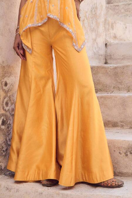 Buy Vinita Bhansali Yellow Silk Sequins, Embroidery V-neck Sunheri Co-ord Set Online at Aza Fashions Buy_Vinita Bhansali_Yellow Silk Sequins, Embroidery V-neck Sunheri Co-ord Set _Online_at_Aza_Fashions