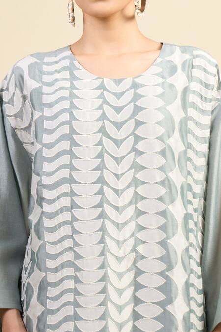 Divyam Mehta_Blue Chanderi Round Neck Printed Straight Kurta Set _at_Aza_Fashions