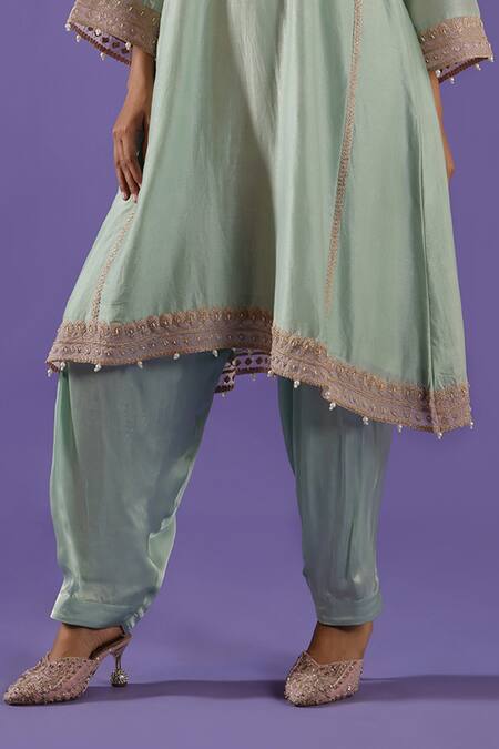 Buy Label Radini Blue Chanderi Embroidery Split V-neck Pastel Kurta Set Online at Aza Fashions Buy_Label Radini_Blue Chanderi Embroidery Split V-neck Pastel Kurta Set _Online_at_Aza_Fashions