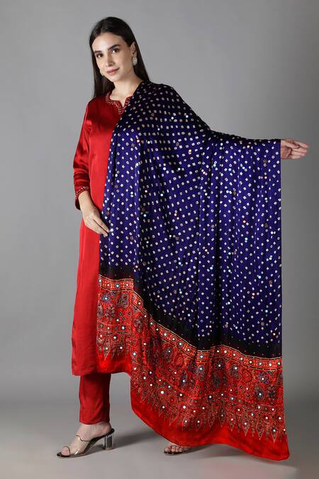 Shop_Sheeshakari_Red Silk Sequins Round Neck Straight Kurta Set _Online_at_Aza_Fashions