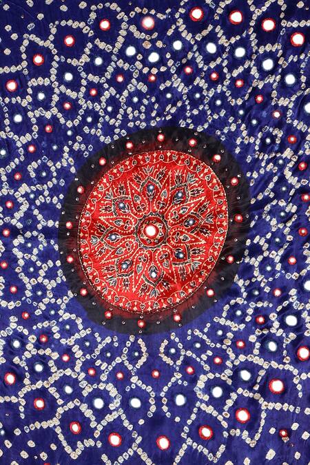 Buy_Sheeshakari_Red Silk Mirrors, Sequins Round Neck Embroidered Kurta Set _Online_at_Aza_Fashions