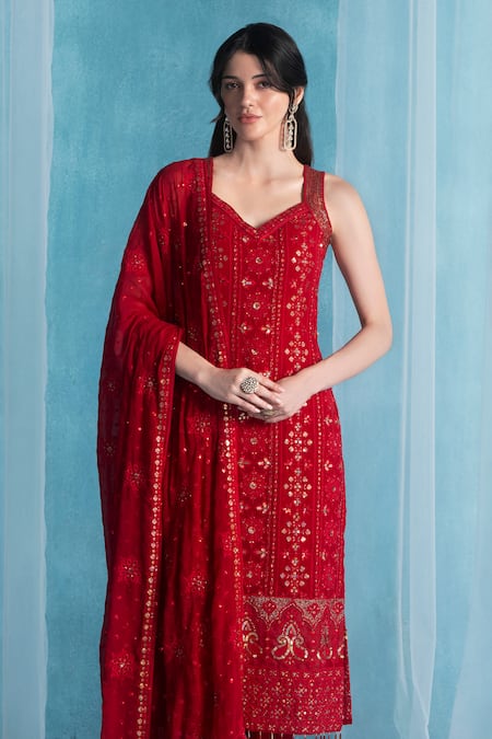 Buy_Lashkaraa_Maroon Georgette Sequins, Embroidery V-neck Kurta Set _Online_at_Aza_Fashions