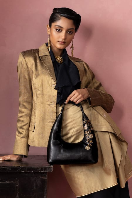 Miri_Black Embroidery Gulzar Hand Tote Bag _Online_at_Aza_Fashions