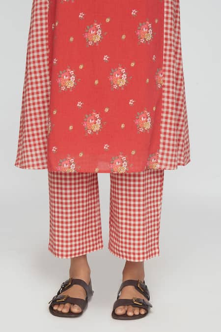 Buy_Sinjhar_Red Cotton, Chanderi Split V-neck Floral Printed Kurta Set 