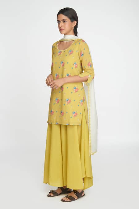 Buy Sinjhar Yellow Cotton, Chanderi Embroidery Round Neck Printed Kurta Set With Dupatta Online at Aza Fashions Buy_Sinjhar_Yellow Cotton, Chanderi Embroidery Round Neck Printed Kurta Set With Dupatta _Online_at_Aza_Fashions