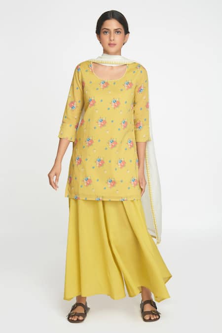 Sinjhar Yellow Cotton, Chanderi Embroidery Round Neck Printed Kurta Set With Dupatta 