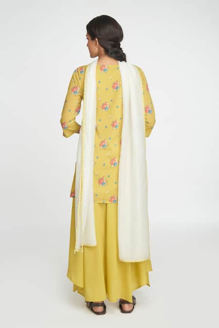 Shop Sinjhar Yellow Cotton, Chanderi Embroidery Round Neck Printed Kurta Set With Dupatta at Aza Fashions Shop_Sinjhar_Yellow Cotton, Chanderi Embroidery Round Neck Printed Kurta Set With Dupatta _at_Aza_Fashions