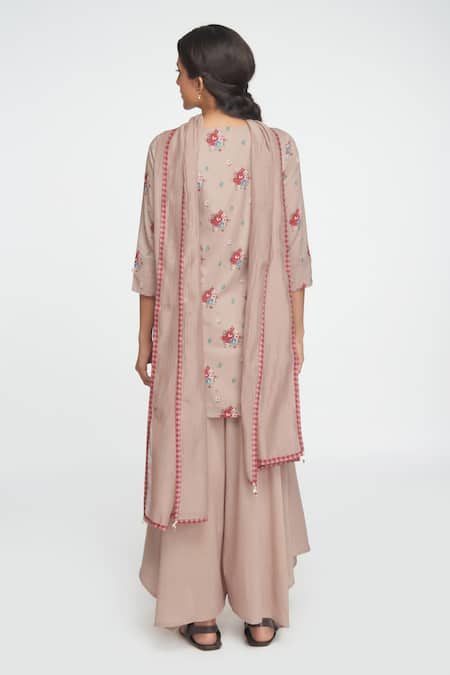 Shop Sinjhar Beige Cotton, Chanderi Embroidery Keyhole Neck Floral Print Kurta Set at Aza Fashions Shop_Sinjhar_Beige Cotton, Chanderi Embroidery Keyhole Neck Floral Print Kurta Set _at_Aza_Fashions