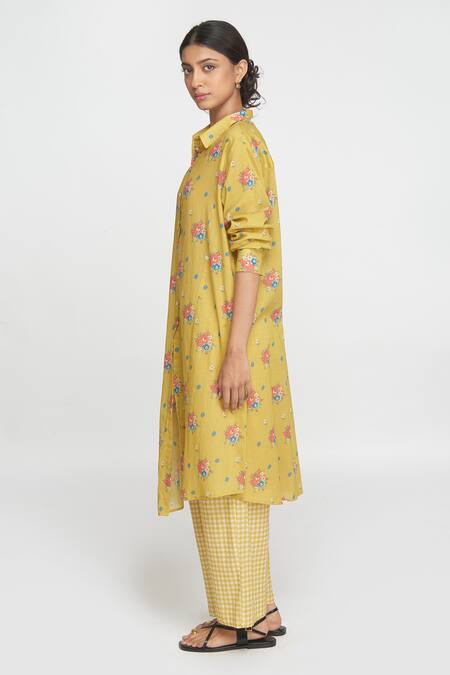 Buy_Sinjhar_Yellow Cotton Collared Floral Printed Kurta Set _Online_at_Aza_Fashions