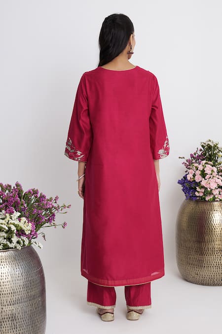 Siyona By Ankurita Satrangi Dhaaga Chanderi Kurta Set 