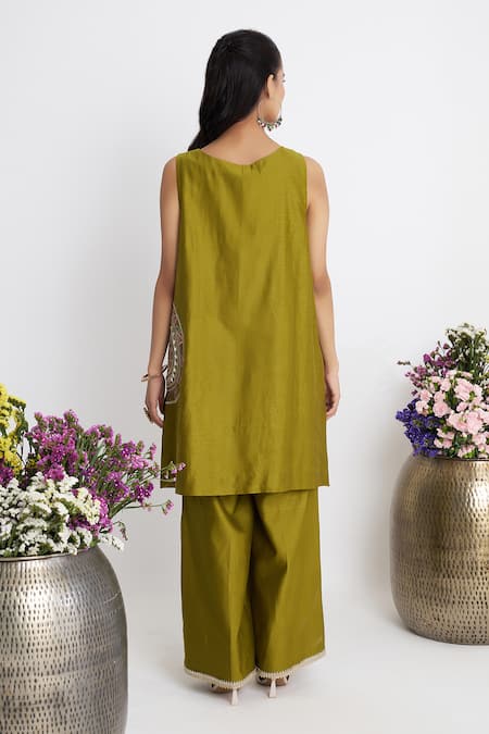 Siyona By Ankurita Green Chanderi Jharokha Kurta Set 