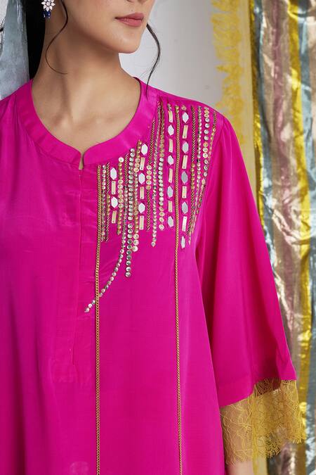 Siyona By Ankurita Pink Viscose, Crepe Sequins, Embroidery Round Neck Mirchi Mini Set at Aza Fashions Siyona By Ankurita_Pink Viscose, Crepe Sequins, Embroidery Round Neck Mirchi Mini Set _at_Aza_Fashions