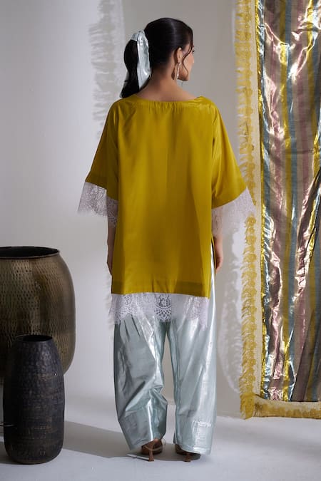 Siyona By Ankurita Mustard Sarson Sitara Farshi Set 