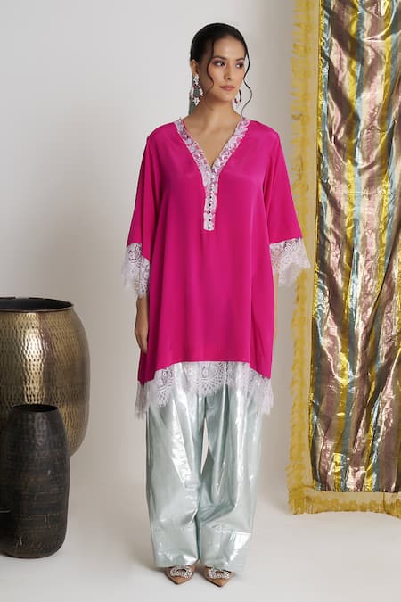 Buy_Siyona By Ankurita_Pink Viscose, Crepe Lace, Embroidery V-neck Gulabo Sitara Farshi Set 