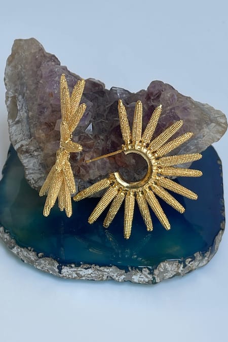 Studio6 Jewels Contemporary Gold Finish Hoop Earrings 