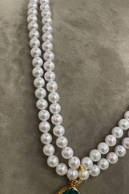 Buy_Studio6 Jewels_Green Contemporary Pendant Necklace _Online_at_Aza_Fashions