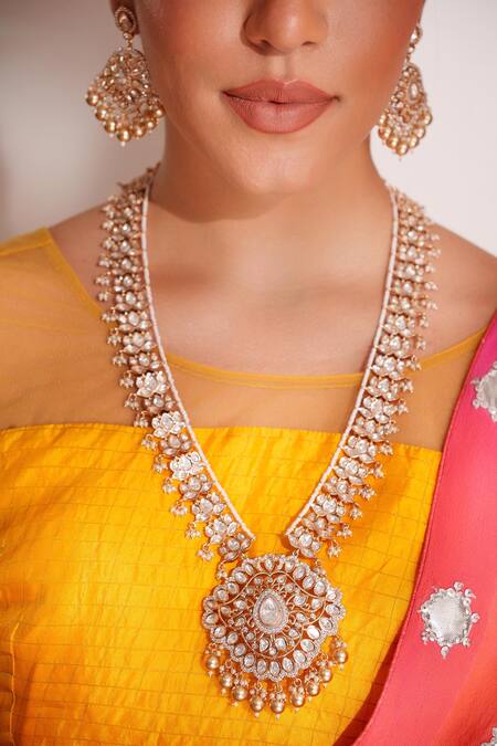 Buy Zevar By Geeta Gold Plated Finish Kundan Polki Necklace Set Online at Aza Fashions Buy_Zevar By Geeta_Gold Plated Finish Kundan Polki Necklace Set _Online_at_Aza_Fashions