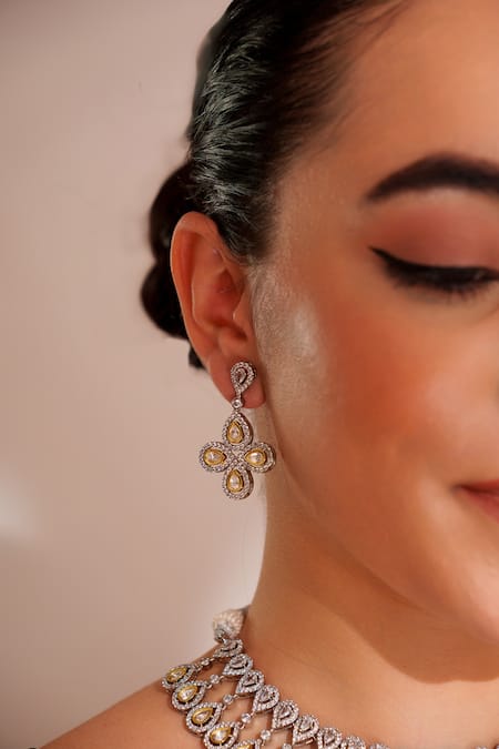 Buy_Zevar By Geeta_Silver Plated Zari Designer Two Tone Finish Jewellery Set _Online_at_Aza_Fashions