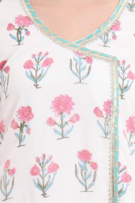 Minime Organics Off White Cotton Sequins Floral Print Kurta Set at Aza Fashions Minime Organics_Off White Cotton Sequins Floral Print Kurta Set _at_Aza_Fashions