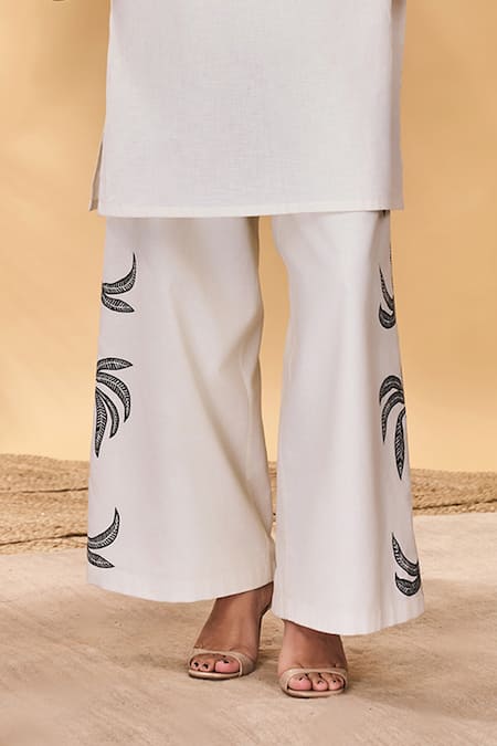 Masaba Ivory Cotton, Linen Embroidery Round Neck Trellis Palm Trouser Set Online at Aza Fashions Masaba_Ivory Cotton, Linen Embroidery Round Neck Trellis Palm Trouser Set _Online_at_Aza_Fashions